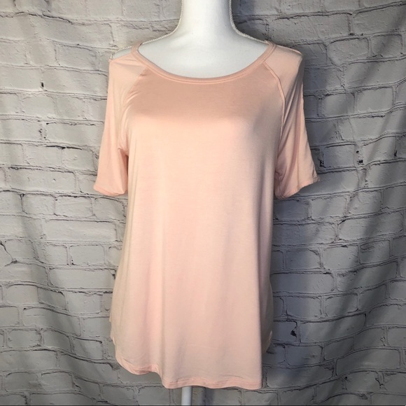 Tops - AUGUST SILK Peach Ladder Sleeve Cutout Top Size M